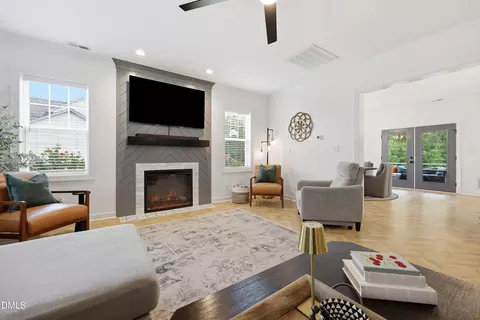 Living - 72 Edes Ct, Cameron, NC 28326 photo 4 of 4
