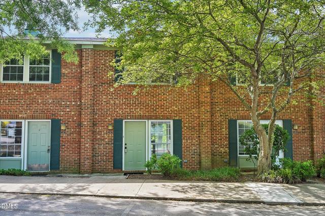 120 Friar Ln, Carrboro, NC 27510