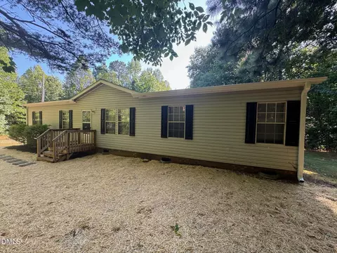 68 Portia Ln, Roxboro, NC 27574