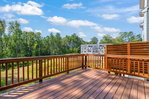 507 Plumleaf Ln, Durham, NC 27703 photo 2