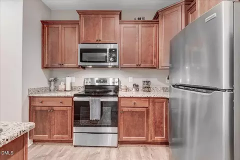 Kitchen - 282 Sunfish St, Smithfield, NC 27577 photo 3 of 7