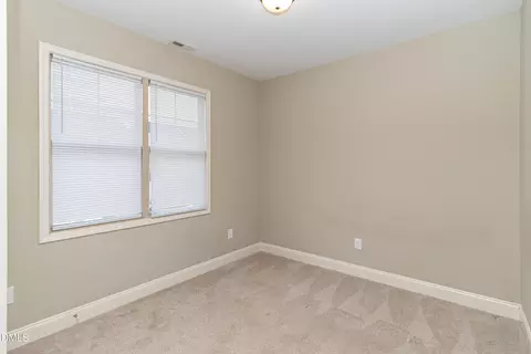 Bedroom - 282 Sunfish St, Smithfield, NC 27577 photo 6 of 9