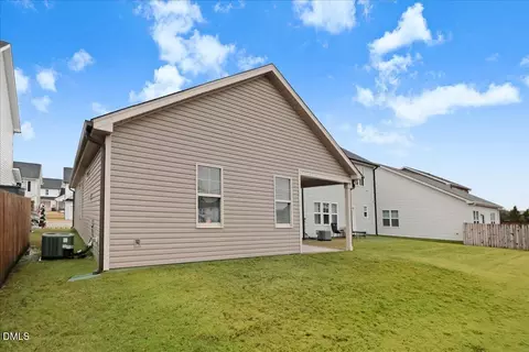 Exterior - 282 Sunfish St, Smithfield, NC 27577 photo 2 of 5