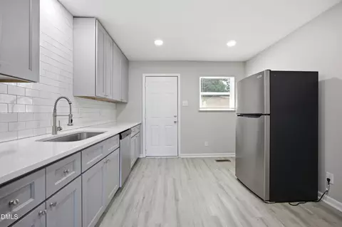 Kitchen - 1007 Grant St, Durham, NC 27701 photo 3 of 8