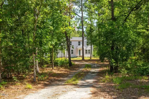 499 Jumping Run Rd, Dunn, NC 28334