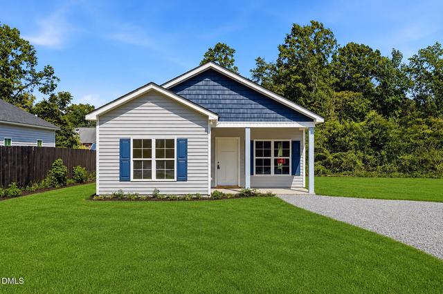 1311 S 14th St, Lillington, NC 27546