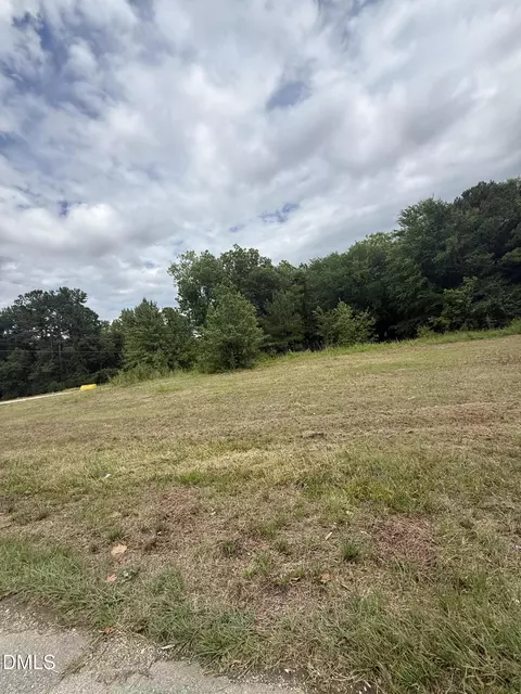 264 N 15th St, Erwin, NC 28339 photo 6