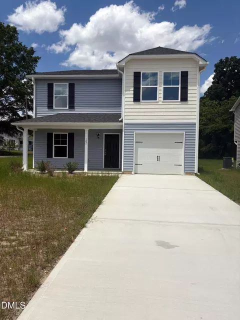 107 W Highland Ave, Kinston, NC 28501
