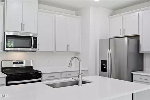 Kitchen - 1500 Hatteras Rd, Durham, NC 27704 photo 3 of 5