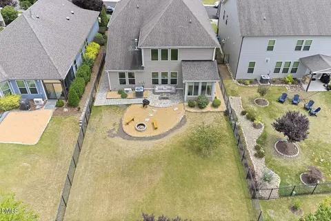 View/Area - 211 Crisp Rd, Durham, NC 27713 photo 4 of 10