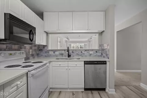 Kitchen - 929 Morreene Rd #A23, Durham, NC 27705 photo 3 of 4