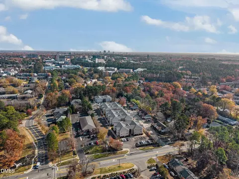 View/Area - 929 Morreene Rd #A23, Durham, NC 27705 photo 3 of 5