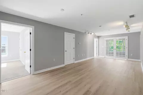 Living - 929 Morreene Rd #A23, Durham, NC 27705 photo 2 of 4
