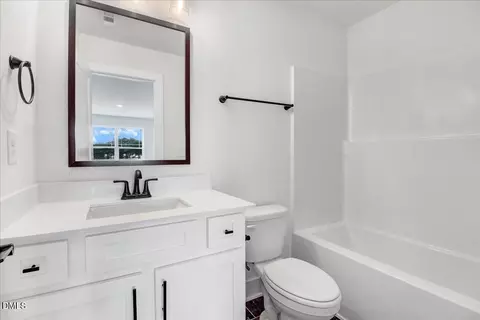 Bath - 259 Hidden Pines Dr, Cameron, NC 28326 photo 6 of 7