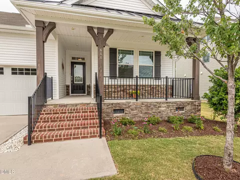 Exterior - 648 Hiddenbrook Dr, Durham, NC 27703 photo 3 of 10