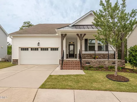 648 Hiddenbrook Dr, Durham, NC 27703