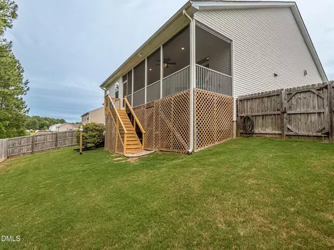 Exterior - 648 Hiddenbrook Dr, Durham, NC 27703 photo 9 of 10