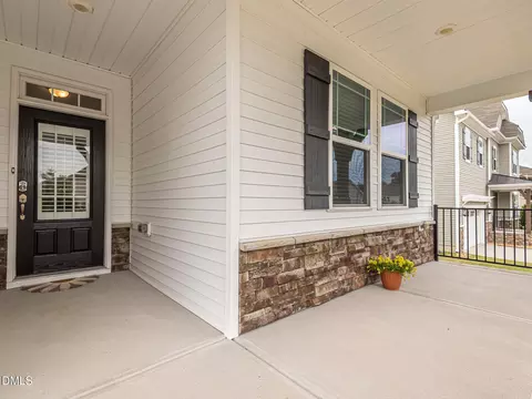 Exterior - 648 Hiddenbrook Dr, Durham, NC 27703 photo 5 of 10