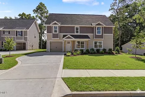 9744 Gooden Dr, Fayetteville, NC 28314