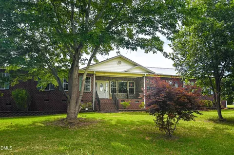 3406 Cemetery Rd, Sanford, NC 27332