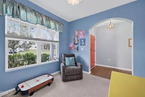 Entry Way - 634 Starry Sky Dr, Durham, NC 27703 photo 4 of 6