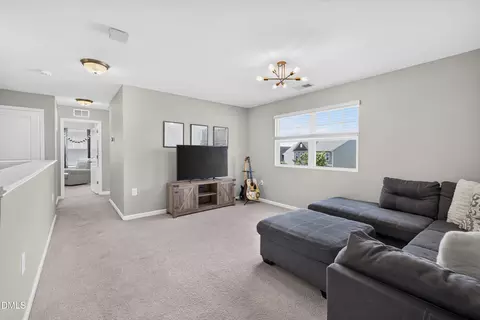 Entry Way - 634 Starry Sky Dr, Durham, NC 27703 photo 6 of 6