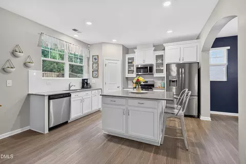 Kitchen - 634 Starry Sky Dr, Durham, NC 27703 photo 6 of 7