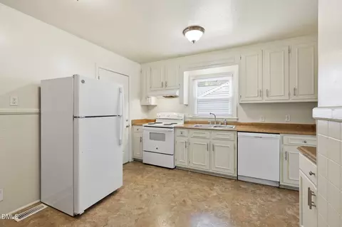 Kitchen - 1711 Forest Rd, Durham, NC 27705 photo 2 of 3