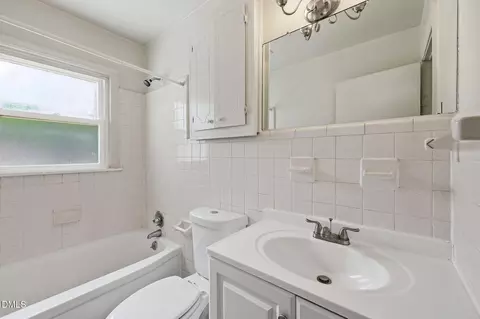 Bath - 1711 Forest Rd, Durham, NC 27705 photo 2 of 2