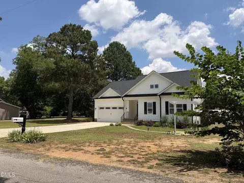 1004 Butler Dr, Erwin, NC 28339
