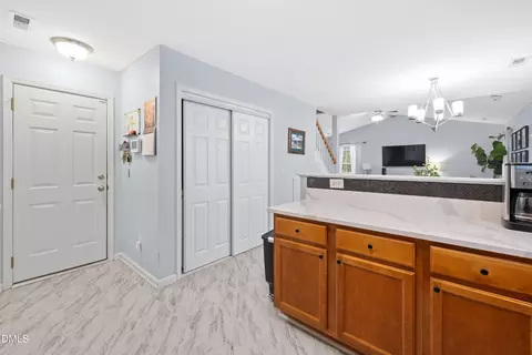 Entry Way - 6 Coriander Ct, Durham, NC 27713 photo 2 of 3