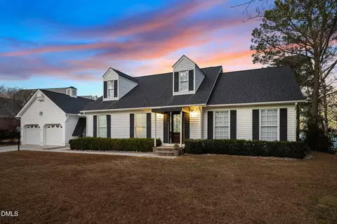 122 Line Boat Ln, Swansboro, NC 28584