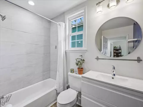 Bath - 1107 Park Ave, Durham, NC 27701 photo 1 of 4