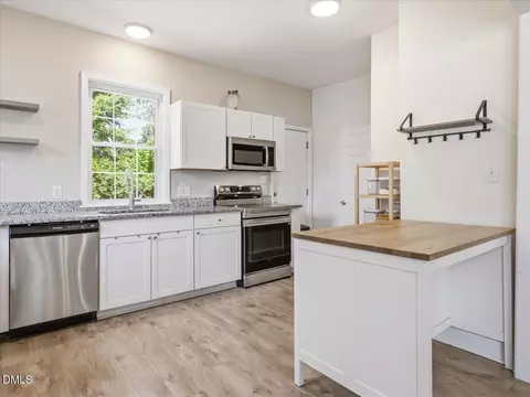 Kitchen - 1107 Park Ave, Durham, NC 27701 photo 2 of 5
