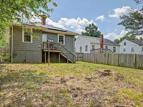 Exterior - 1107 Park Ave, Durham, NC 27701 photo 5 of 8