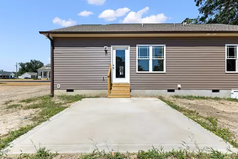 Exterior - 930 Micro Rd W, Selma, NC 27576 photo 3 of 6