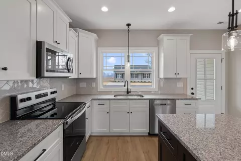 934 Micro Rd W, Selma, NC 27576 photo 6