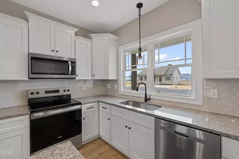 934 Micro Rd W, Selma, NC 27576 photo 9