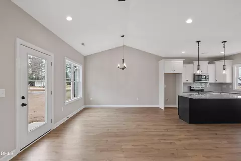 934 Micro Rd W, Selma, NC 27576 photo 18