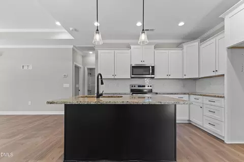 Entry Way - 932 Micro Rd W, Selma, NC 27576 photo 1 of 1