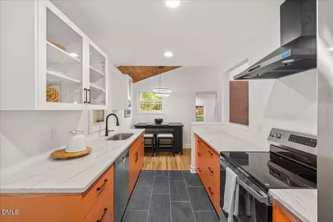 Kitchen - 4318 Linden Rd, Durham, NC 27705 photo 4 of 4