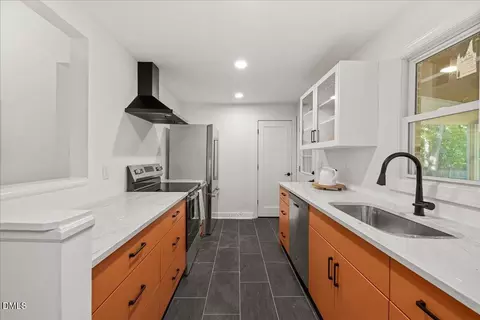 Kitchen - 4318 Linden Rd, Durham, NC 27705 photo 2 of 4