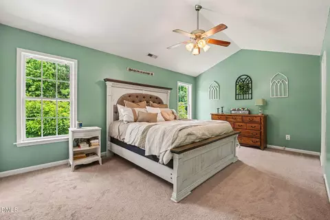 Bedroom - 132 Bonfire Ct, Smithfield, NC 27577 photo 2 of 4