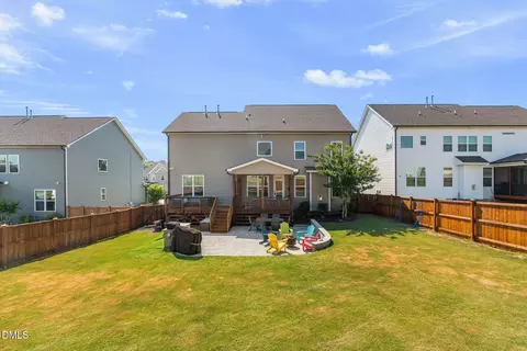 4454 Benton Mill Dr, Fuquay Varina, NC 27526