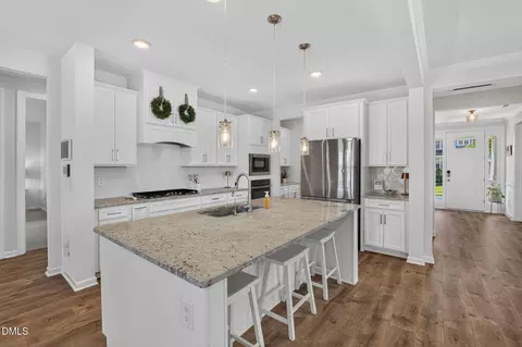 4454 Benton Mill Dr, Fuquay Varina, NC 27526