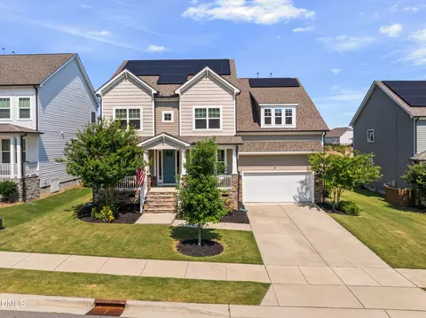4454 Benton Mill Dr, Fuquay Varina, NC 27526
