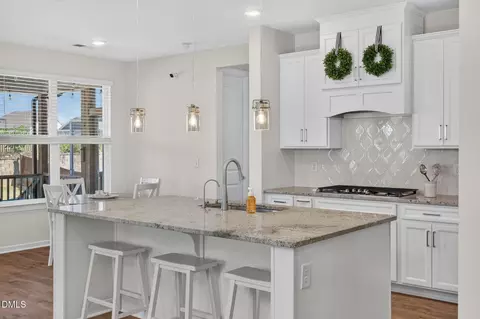 4454 Benton Mill Dr, Fuquay Varina, NC 27526