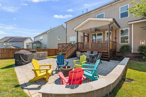 4454 Benton Mill Dr, Fuquay Varina, NC 27526
