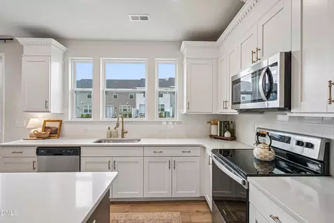 Kitchen - 152 Lennei Ln, Garner, NC 27529 photo 4 of 5