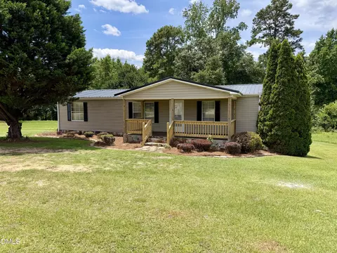 1155 Townsend Rd, Raeford, NC 28376